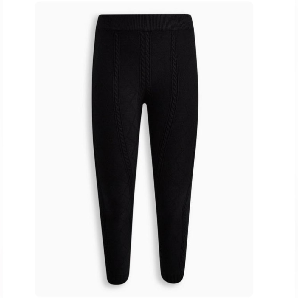 🏈 TORRID Size 26 Black Cable Knit Legging NWT